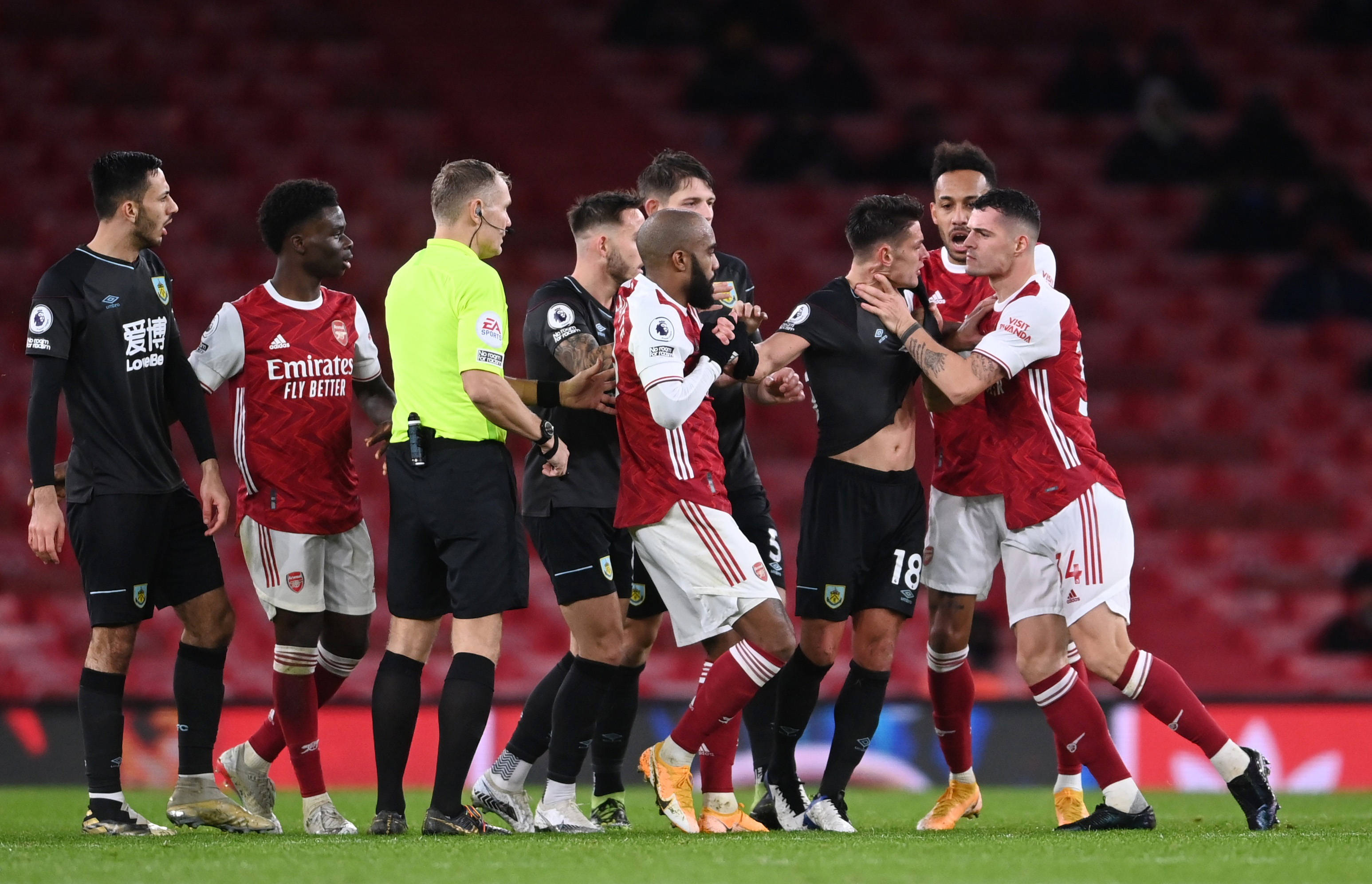 姆本赛季不 姆本赛季不