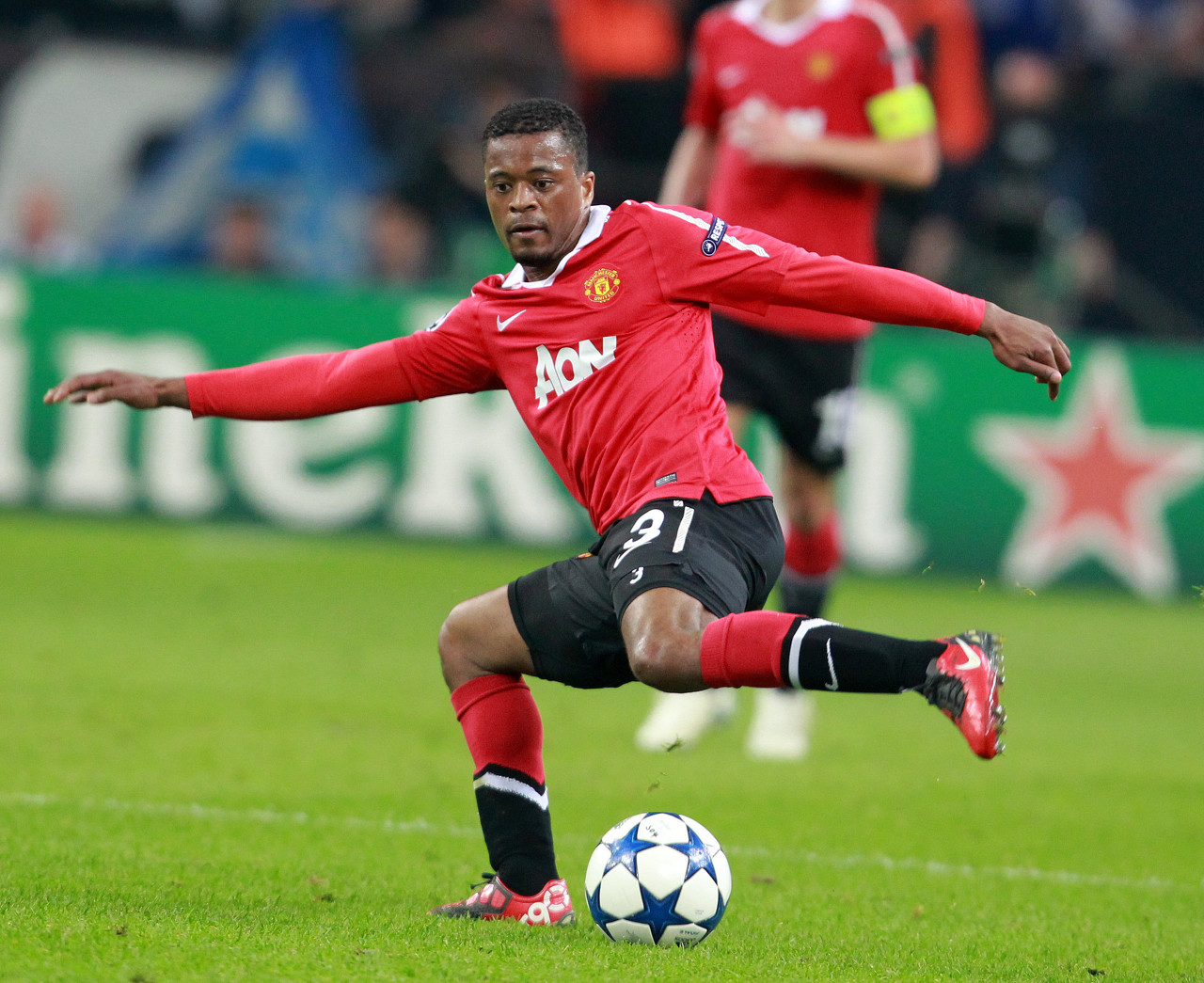 通过视频和 通过视频和